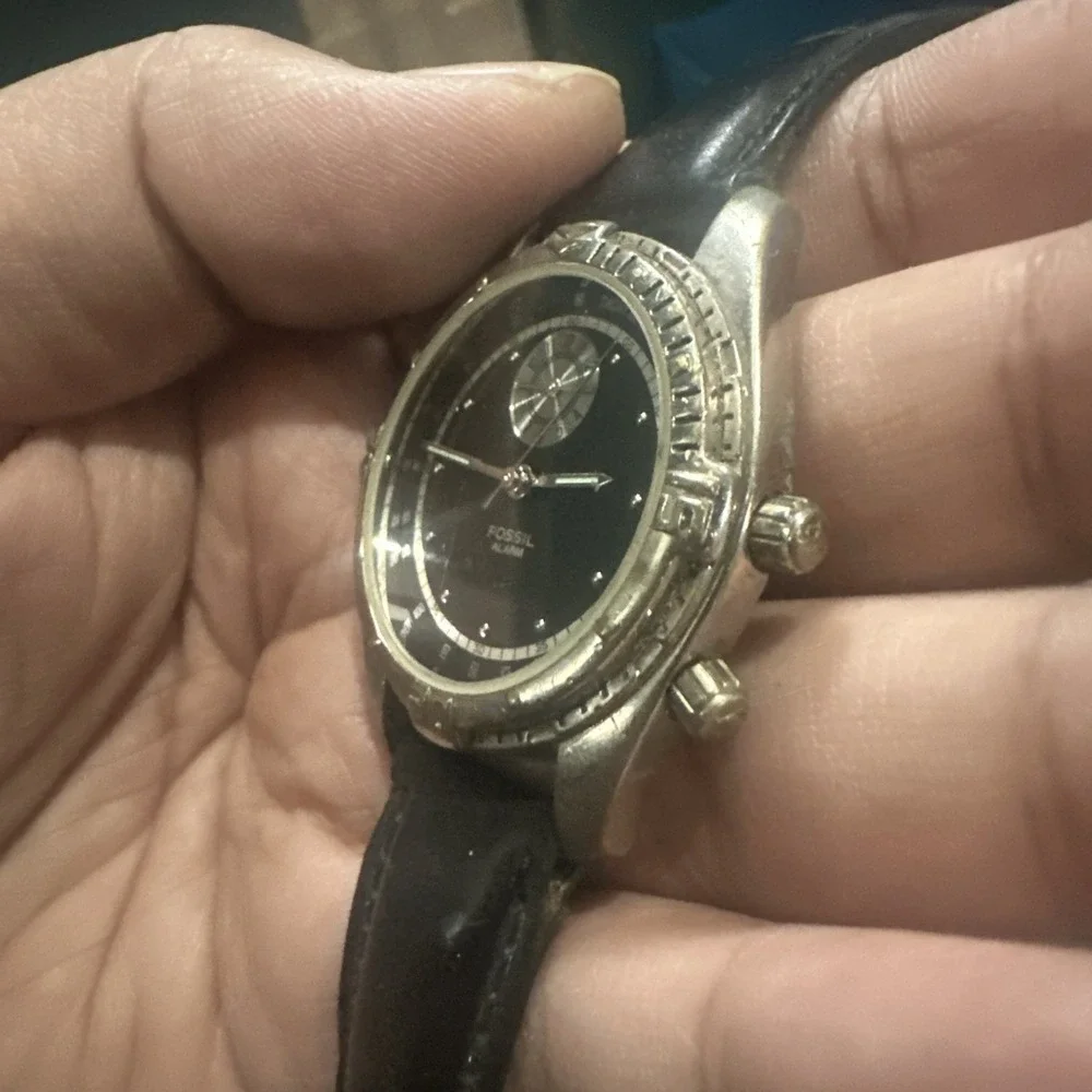 Fossil new battery